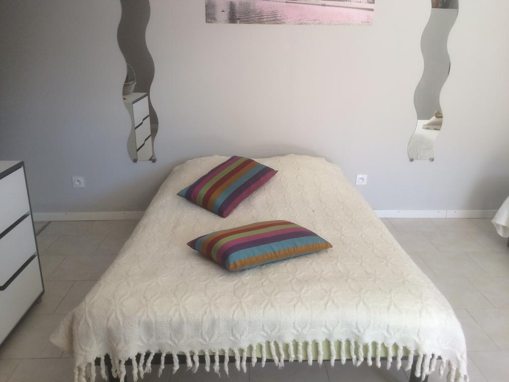 Jolie Appartement, L'Enclave Des Secrets L'Isle-sur-la-Sorgue Ngoại thất bức ảnh